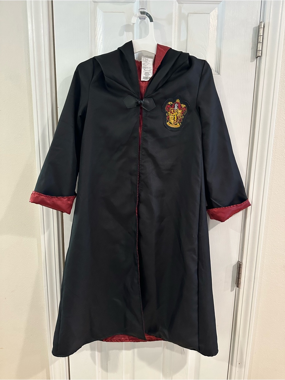 Harry Potter Deluxe Costume Black/Burgundy Wizard Robe with Striped Tie Small - Picture 7 of 14